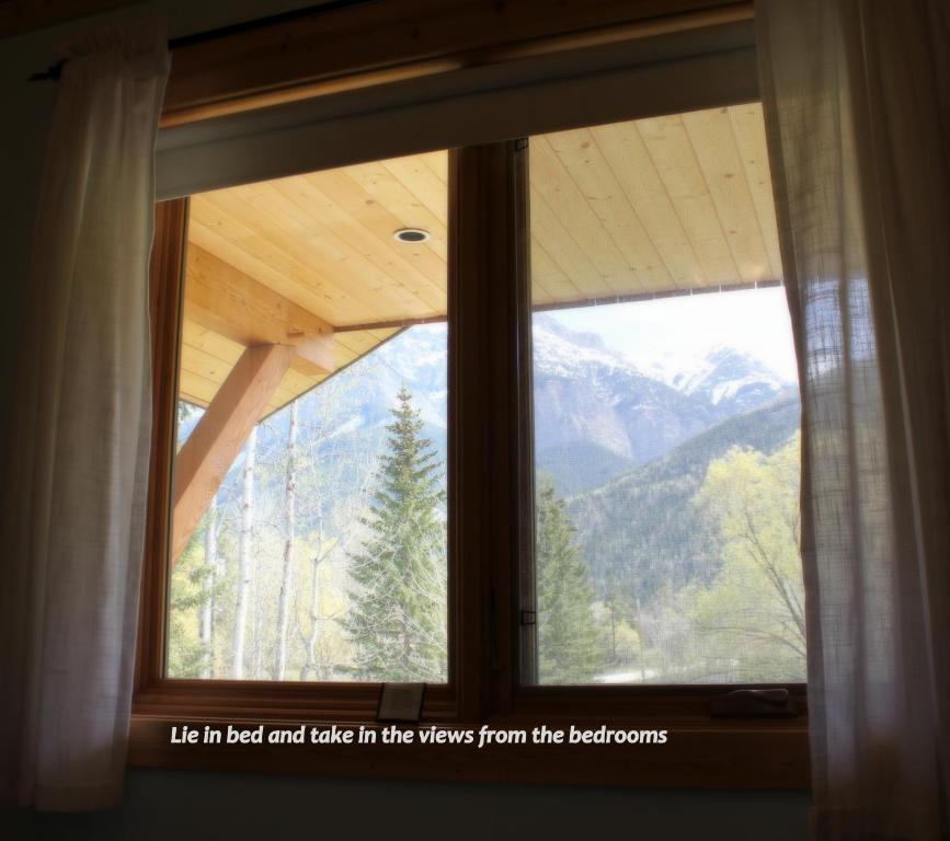 Kicking Horse Kabins Golden Kamer foto