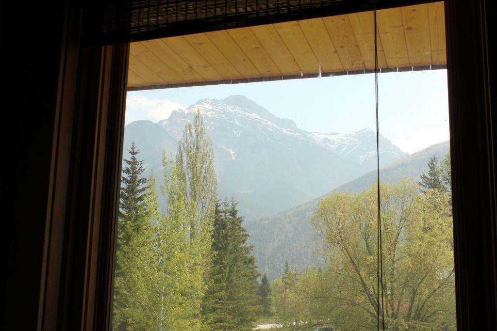 Kicking Horse Kabins Golden Kamer foto