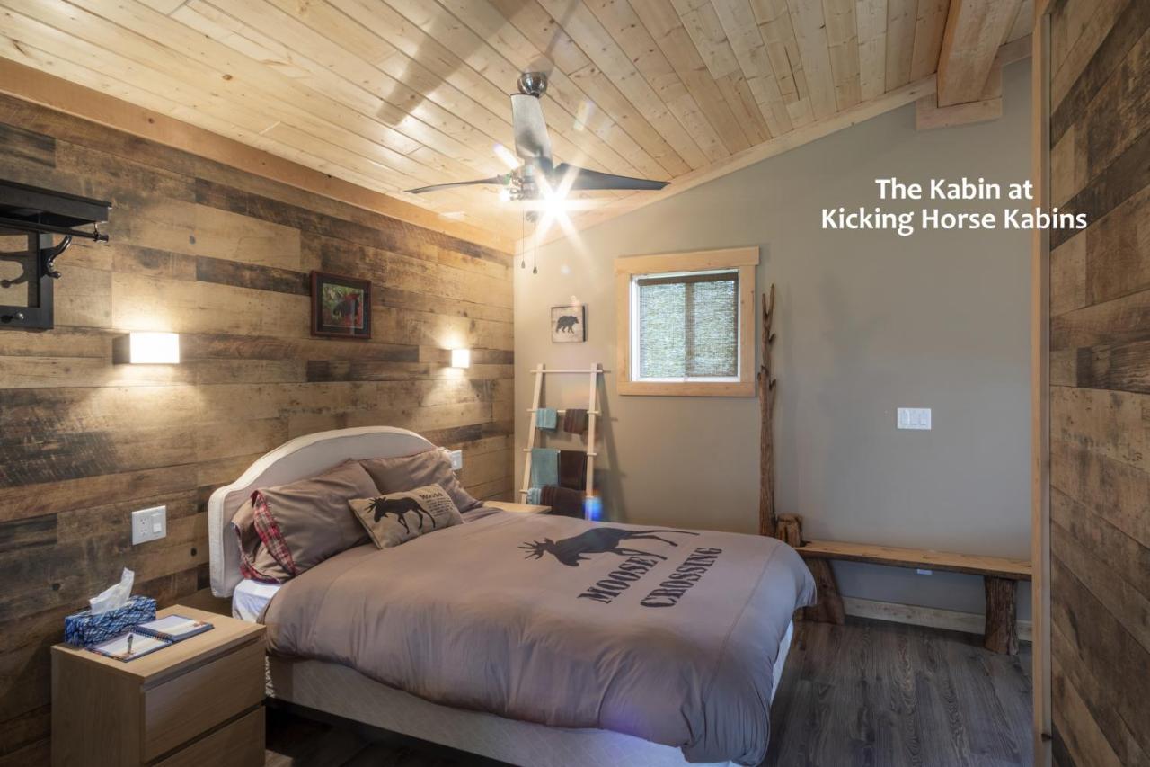Kicking Horse Kabins Golden Buitenkant foto