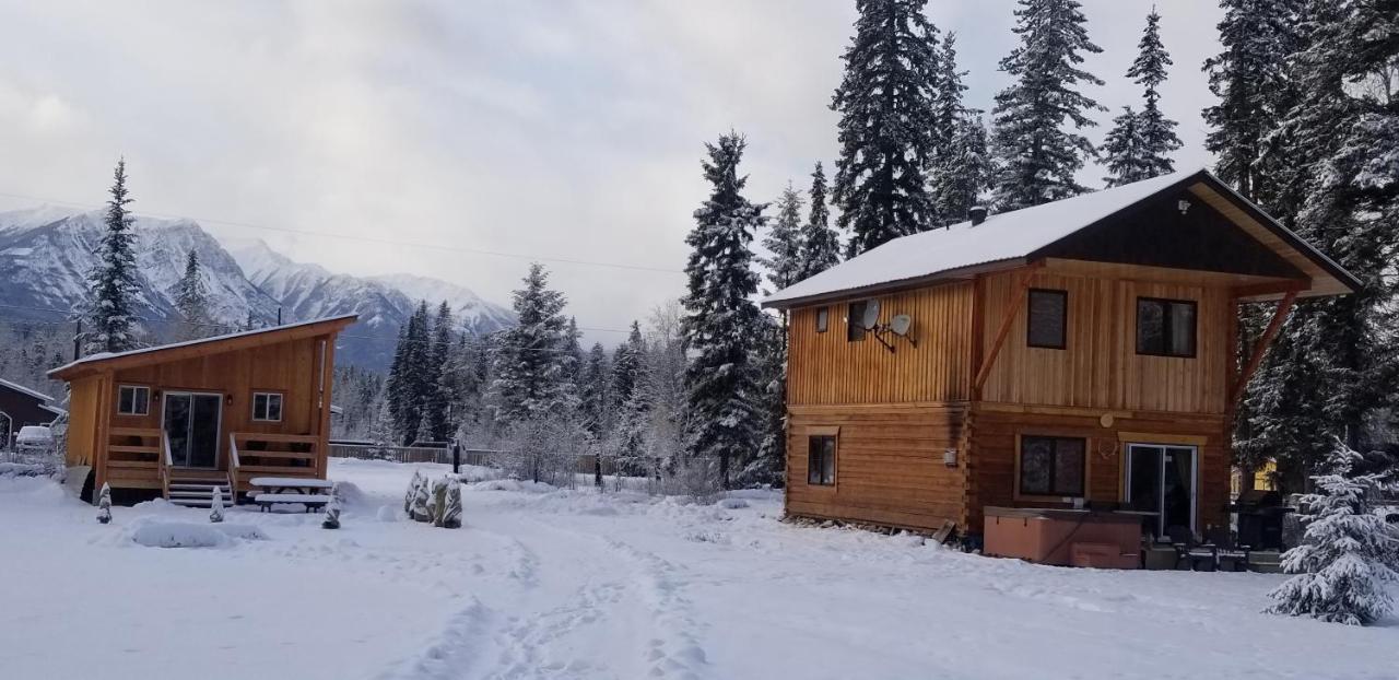 Kicking Horse Kabins Golden Buitenkant foto