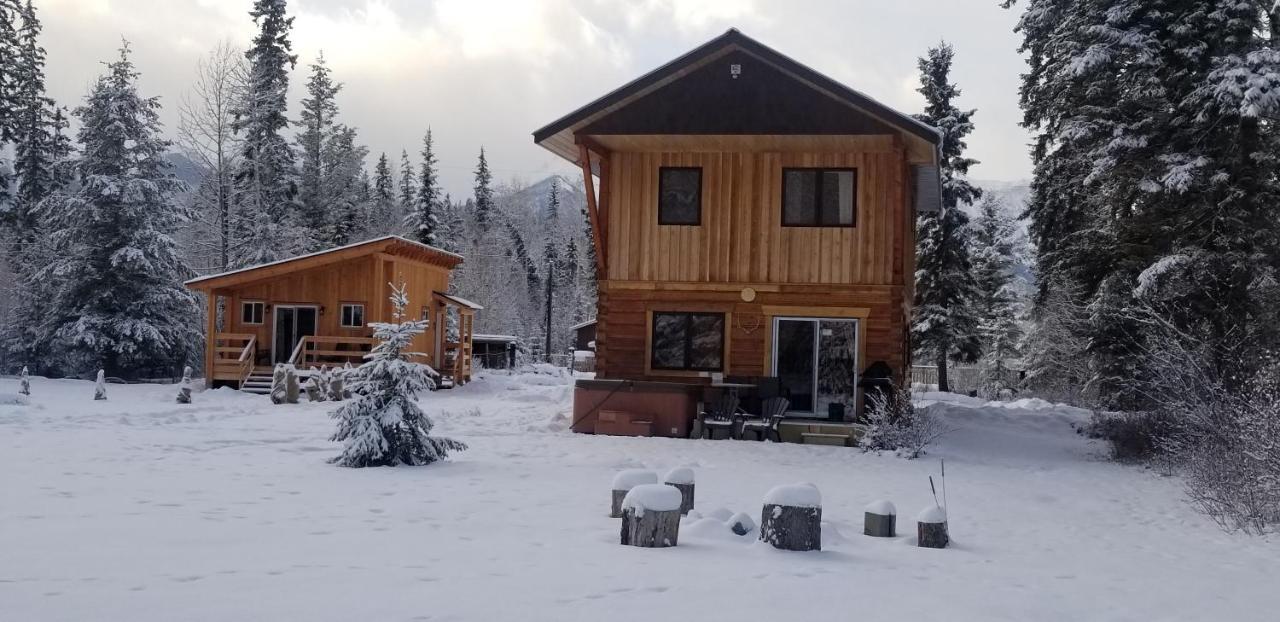 Kicking Horse Kabins Golden Buitenkant foto